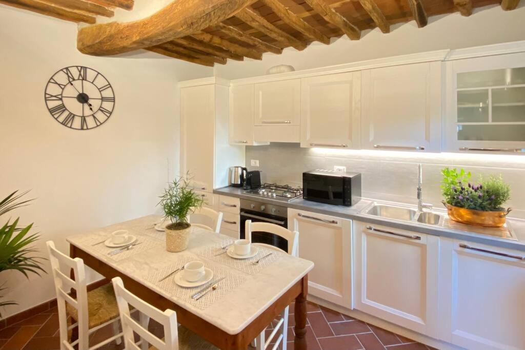 Relax&Business Wi-Fi, Tv Hd, Parcheggio Gratuito Villa Capannori Luaran gambar